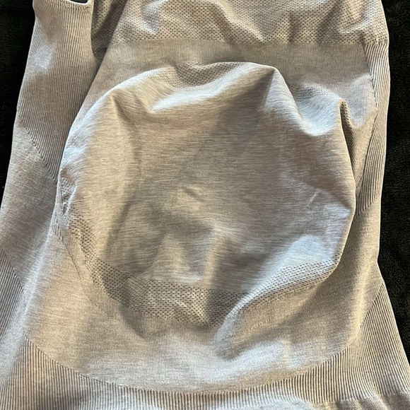 Blanqi Gray Maternity Tank Top EUC - Picture 4 of 4